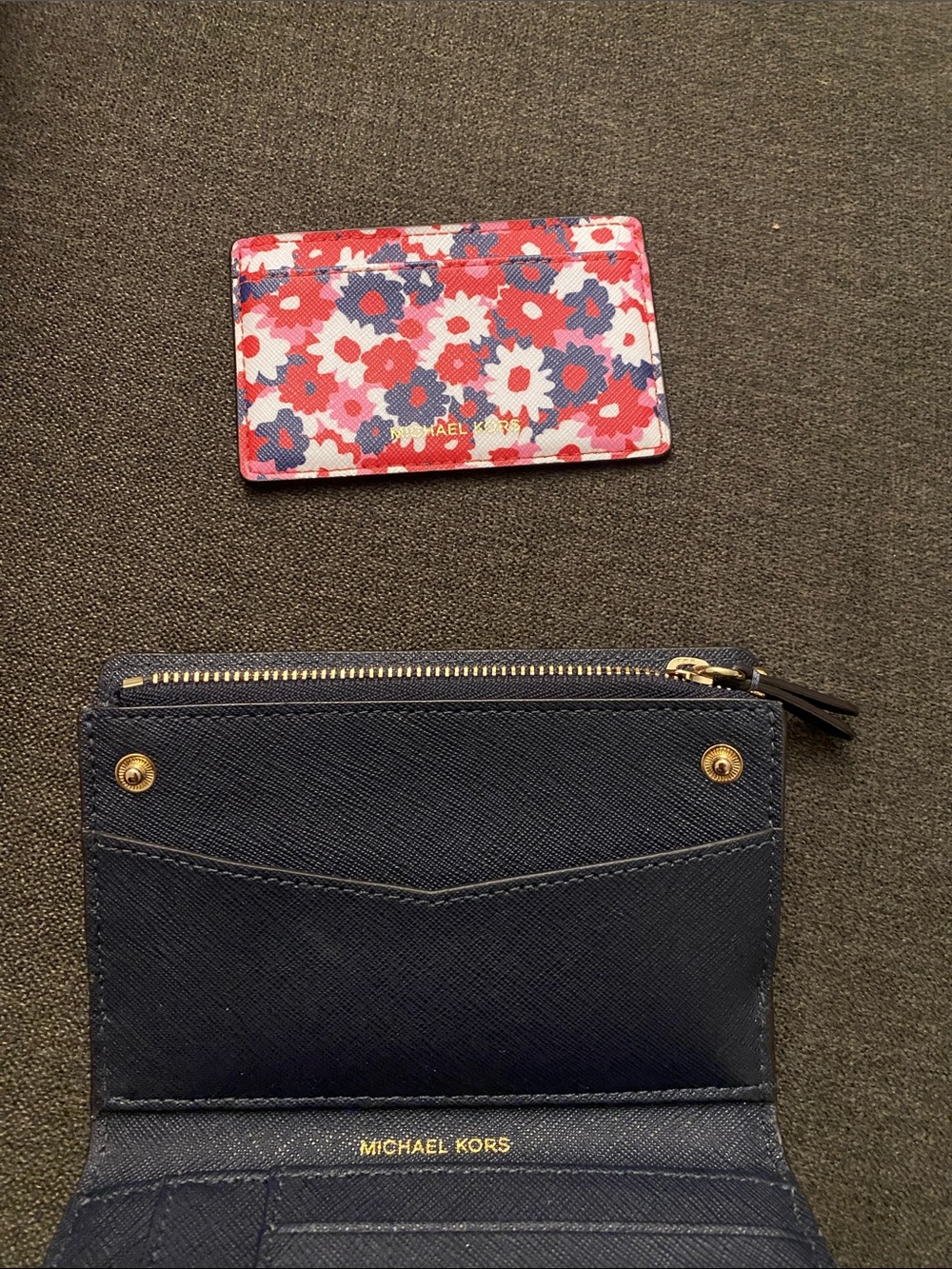 MICHAEL KORS wallet - Picture 3 of 7